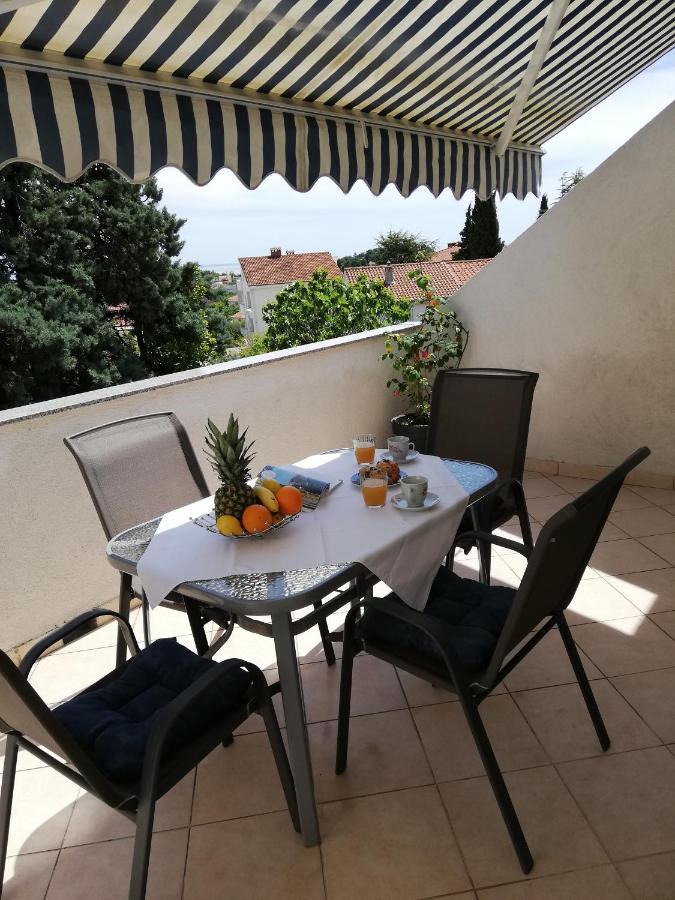 Apartment Marija Veglia Exterior foto